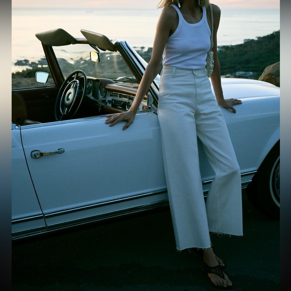 Zara ZW high waist white jeans - barely worn size 10